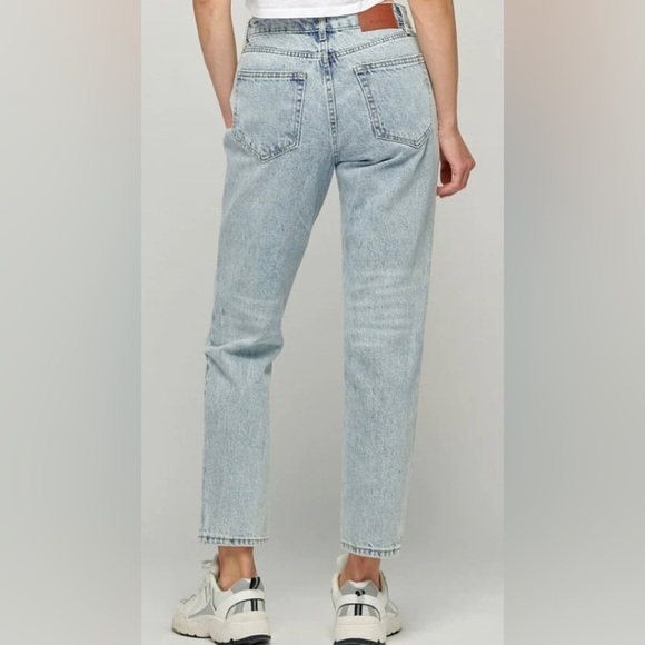 Hidden Tracey Light Wash Classic Clean Straight Jeans size 26 - Picture 10 of 10